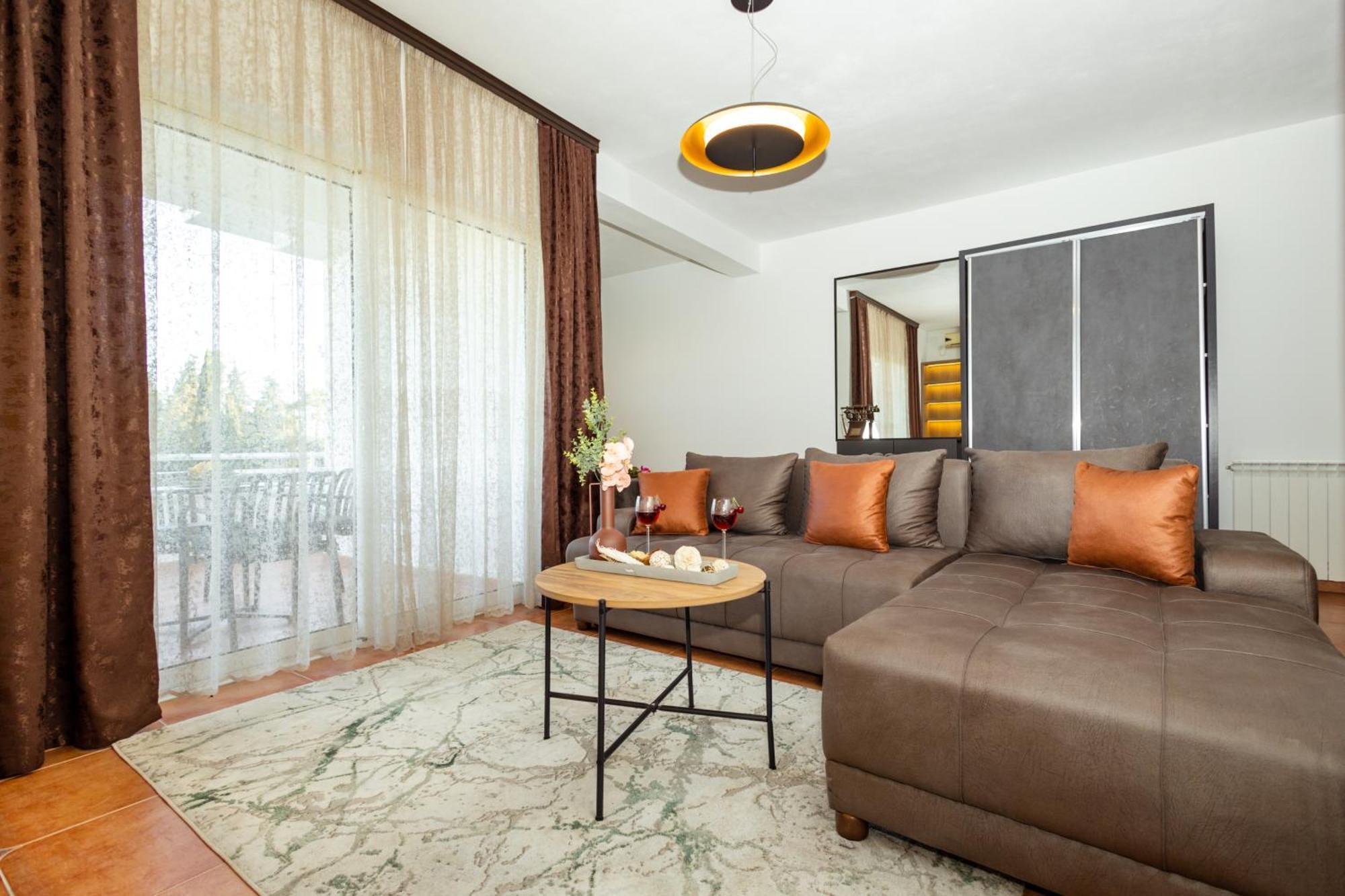 Apartments Gucci 울친 객실 사진
